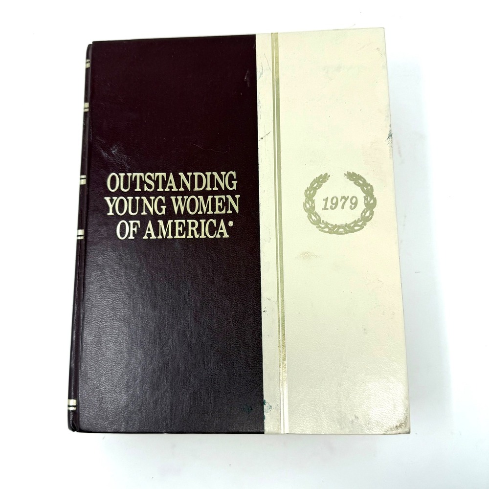 1979 Outstanding Young Women of America Vintage Hardcover Biographical Reference